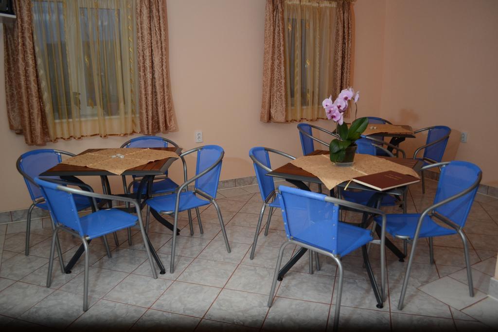 Ersa Panzio Hotel Székelyszentlélek Kültér fotó